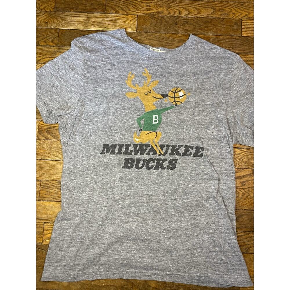 Homage Milwaukee Bucks Vintage Deer Logo T Shirt Gray Men’s XL NBA Basketball